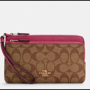 Signature coach double zip wallet